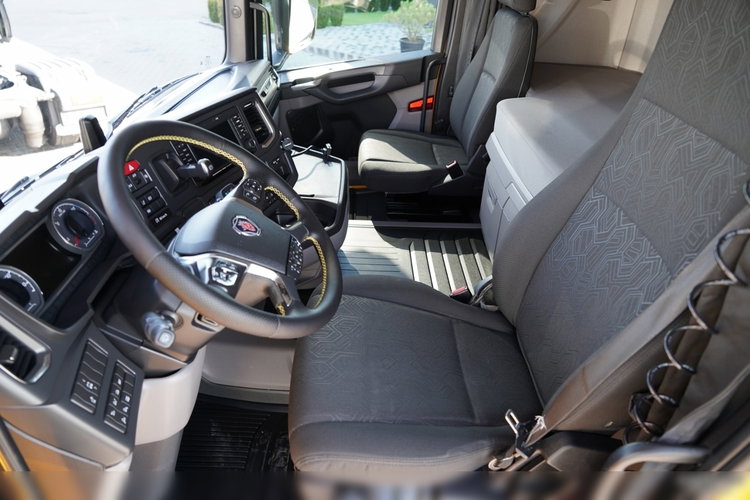 Scania R 500 / RETARDER / CAŁA NA PODUSZKACH / NISKA KABINA zdjęcie 25