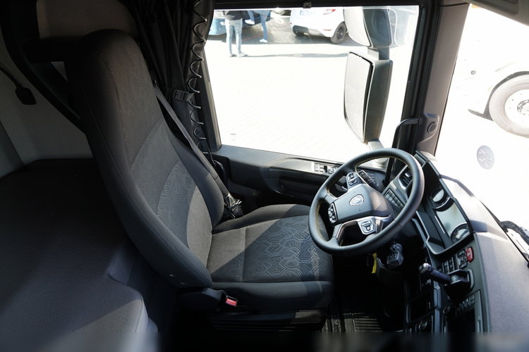 Scania R 500 / RETARDER / CAŁA NA PODUSZKACH / NISKA KABINA zdjęcie 28