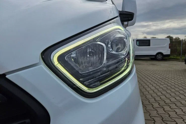 Ford transit-custom L2H2 79900zł NETTO Zabudowa warsztatowa 2.0TdCi/170KM zdjęcie 15