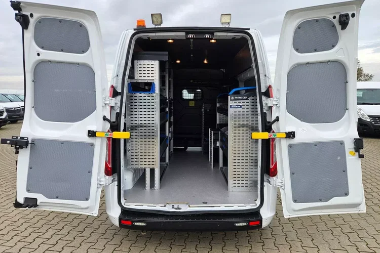 Ford transit-custom L2H2 79900zł NETTO Zabudowa warsztatowa 2.0TdCi/170KM zdjęcie 16