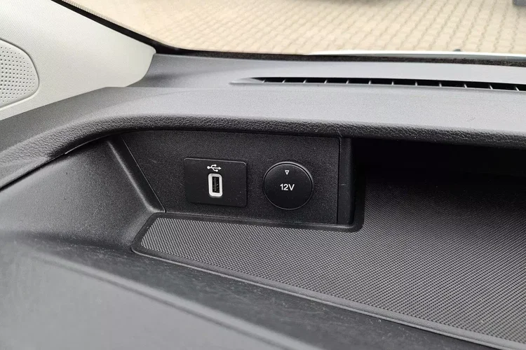 Ford transit-custom L2H2 79900zł NETTO Zabudowa warsztatowa 2.0TdCi/170KM zdjęcie 26