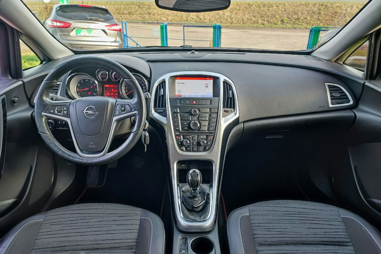 Opel Astra 1.4 Style + pełny serwis + klimatyzacja automatyczna - 2 strefy zdjęcie 12