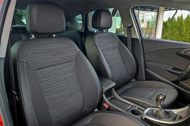 Opel Astra 1.4 Style + pełny serwis + klimatyzacja automatyczna - 2 strefy zdjęcie 14