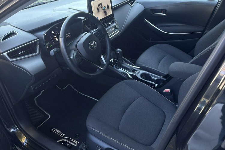Toyota Corolla 1.8 Hybrid COMFORT TECH, salon Polska, gwarancja, FV23% zdjęcie 10