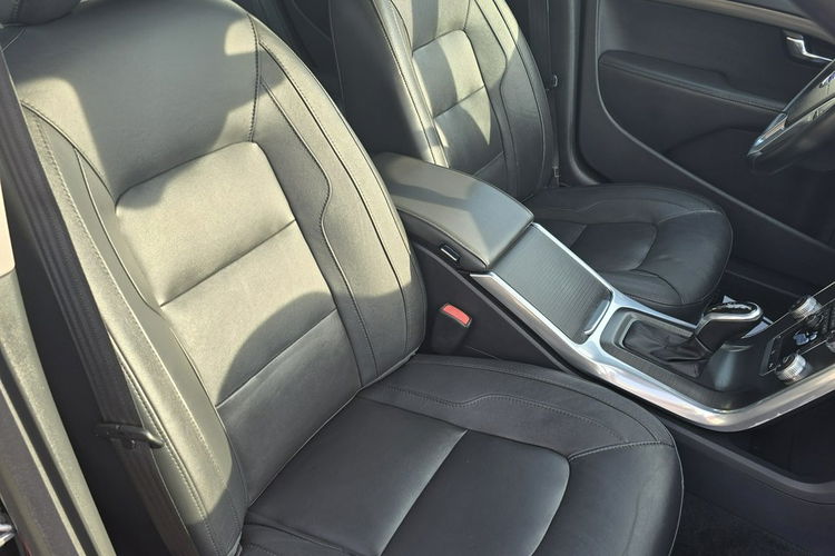 Volvo V70 2.0diesel. Navigacja.Automat.Skóry.Szyberdach.Xenony.Fotele z pamięc zdjęcie 29