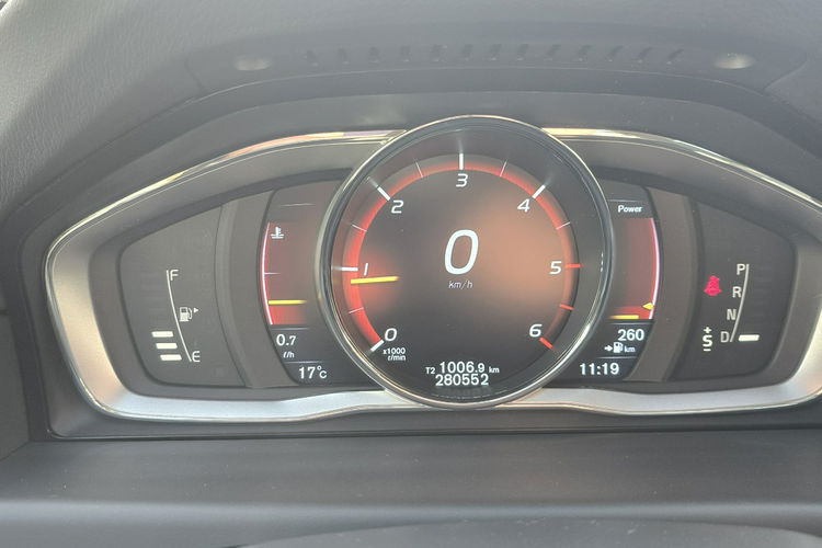 Volvo V70 2.0diesel. Navigacja.Automat.Skóry.Szyberdach.Xenony.Fotele z pamięc zdjęcie 40