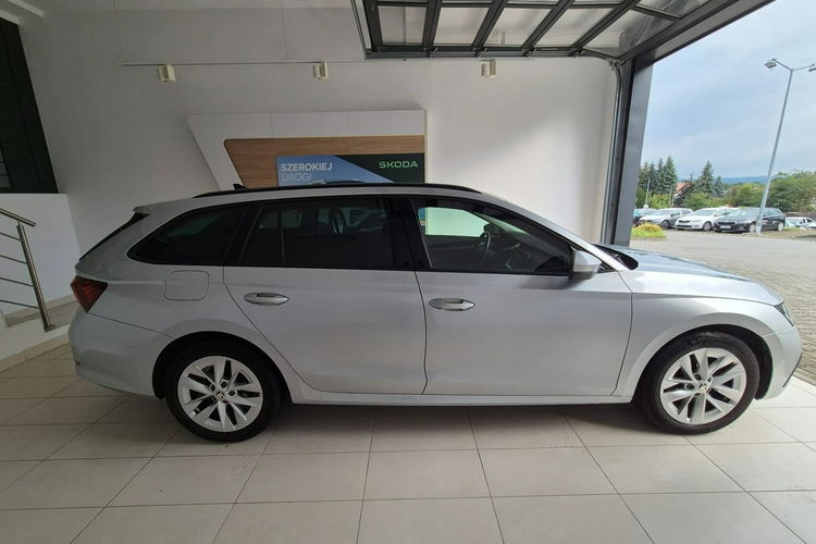 Skoda Octavia zdjęcie 3