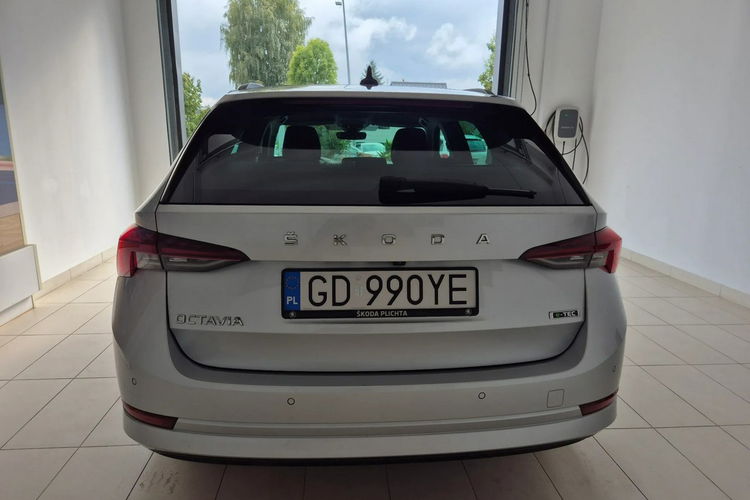 Skoda Octavia zdjęcie 5