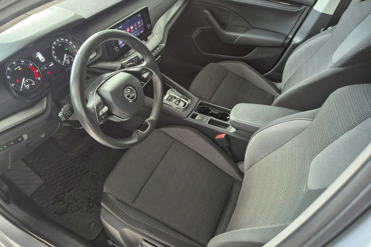 Skoda Octavia zdjęcie 9