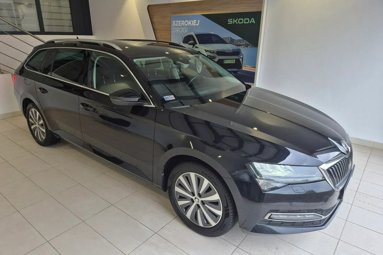 Skoda Superb zdjęcie 1