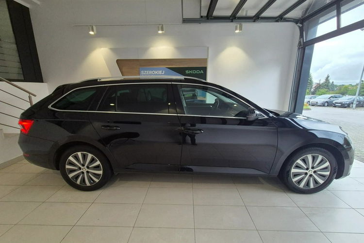 Skoda Superb zdjęcie 2