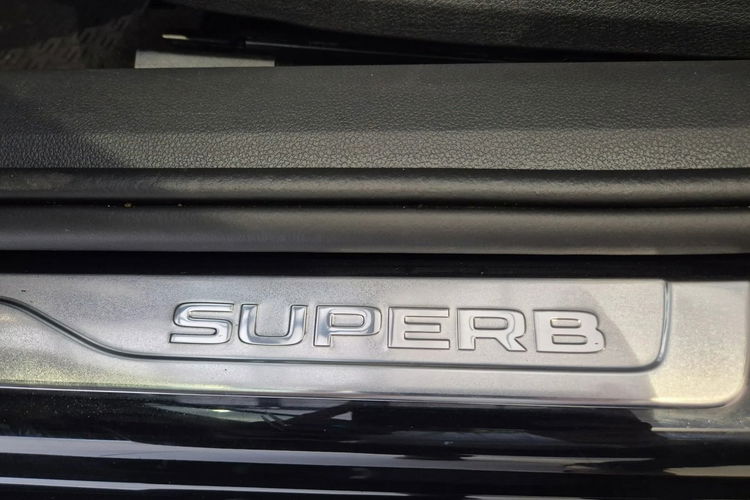 Skoda Superb zdjęcie 24