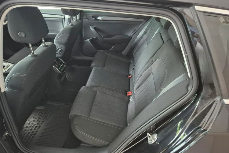 Skoda Superb zdjęcie 27