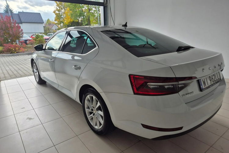 Skoda Superb zdjęcie 11