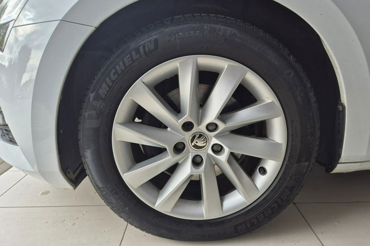 Skoda Superb zdjęcie 14