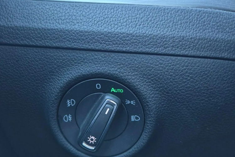 Skoda Superb zdjęcie 22