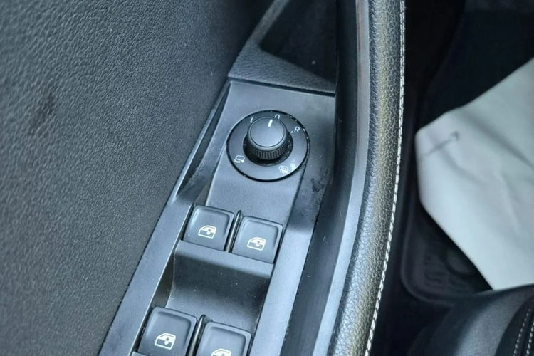 Skoda Superb zdjęcie 24