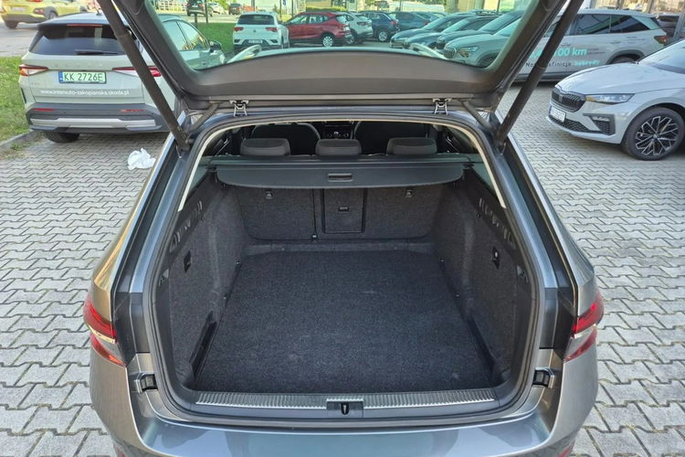Skoda Superb zdjęcie 27