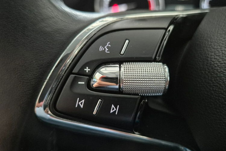 Skoda Superb zdjęcie 17