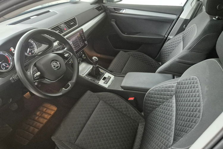 Skoda Superb zdjęcie 9