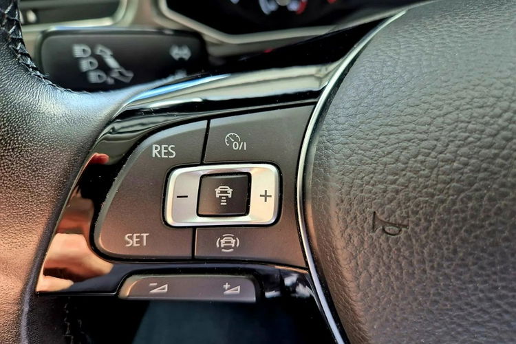 Volkswagen T-Roc zdjęcie 18