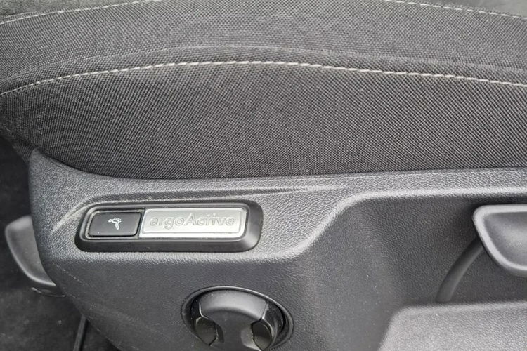 Volkswagen Tiguan zdjęcie 27