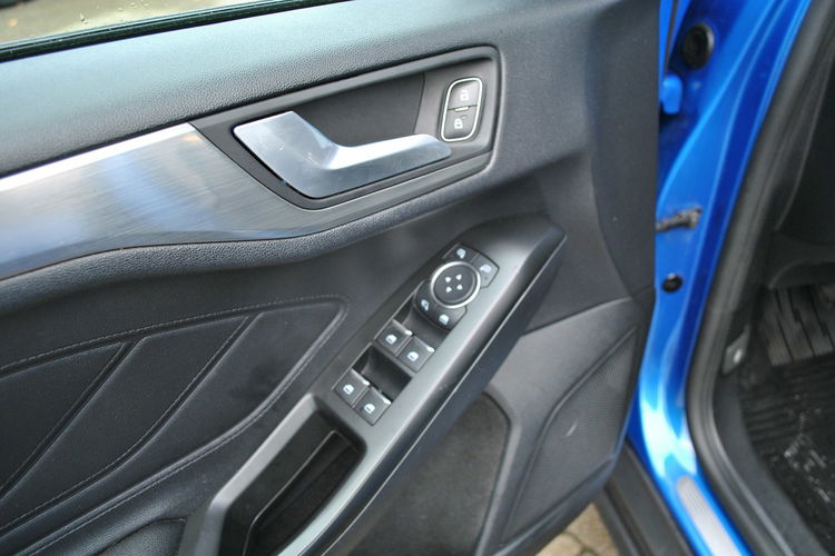 Focus Hatchback Trend 1, 5 TDCi 95KM ASO Forda Gwarancja zdjęcie 14
