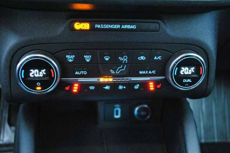 Focus Hatchback Trend 1, 5 TDCi 95KM ASO Forda Gwarancja zdjęcie 21