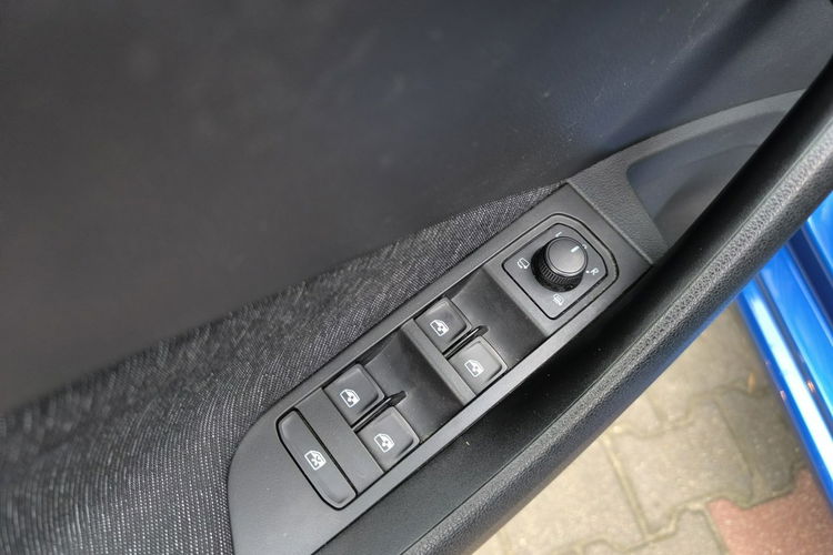 Skoda Scala 1.5 TSi 150KM Klimatronic Kamera Salon Polska zdjęcie 15