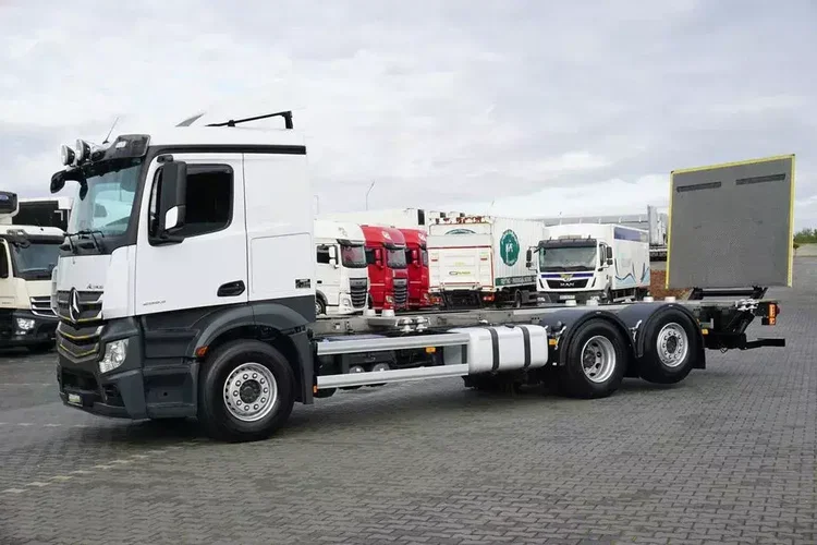 Mercedes / ACTROS / 2553 / ACC / E 6 / BDF + WINDA / 7.15 , 7.45, 7.82 M / OŚ SKRĘTNA / RETARDER zdjęcie 3