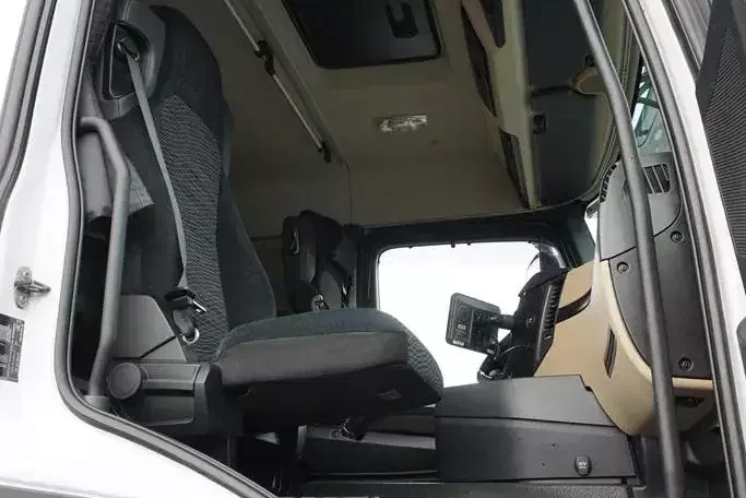 Mercedes / ACTROS / 2553 / ACC / E 6 / BDF + WINDA / 7.15 , 7.45, 7.82 M / OŚ SKRĘTNA / RETARDER zdjęcie 8