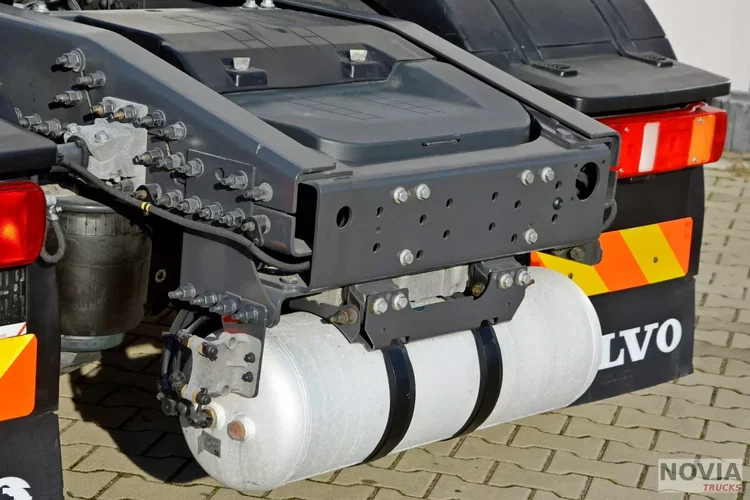 Volvo FH 500 XL / FULL LED / KLIMA POST / ALUSY / ZŁOTY KONTRAKT zdjęcie 23