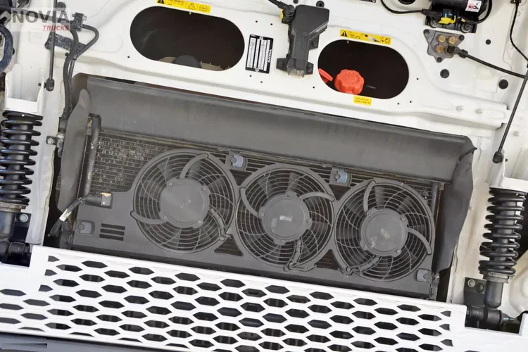 Volvo FH 500 XL / FULL LED / KLIMA POST / ALUSY / ZŁOTY KONTRAKT zdjęcie 24