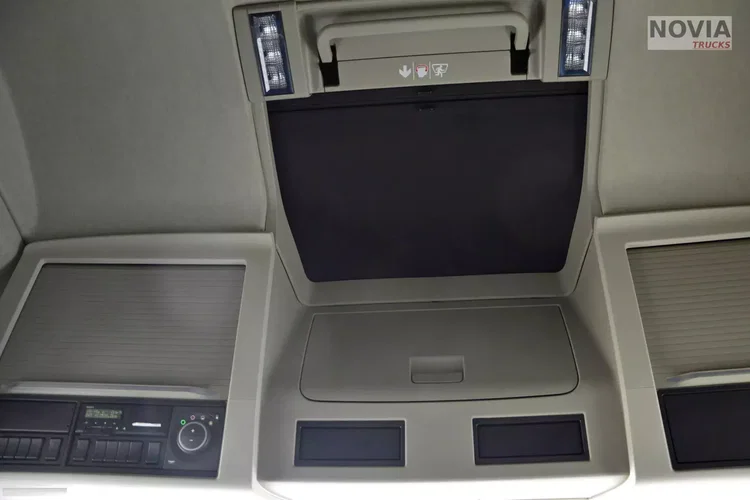 Volvo FH 500 XL / FULL LED / KLIMA POST / ALUSY / ZŁOTY KONTRAKT zdjęcie 29