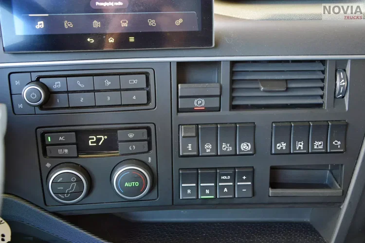 Volvo FH 500 XL / FULL LED / KLIMA POST / ALUSY / ZŁOTY KONTRAKT zdjęcie 32