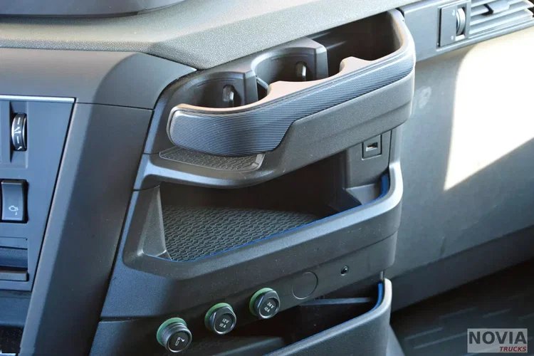 Volvo FH 500 XL / FULL LED / KLIMA POST / ALUSY / ZŁOTY KONTRAKT zdjęcie 33