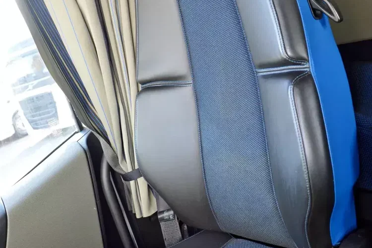 Volvo FH 500 XL / FULL LED / KLIMA POST / ALUSY / ZŁOTY KONTRAKT zdjęcie 40