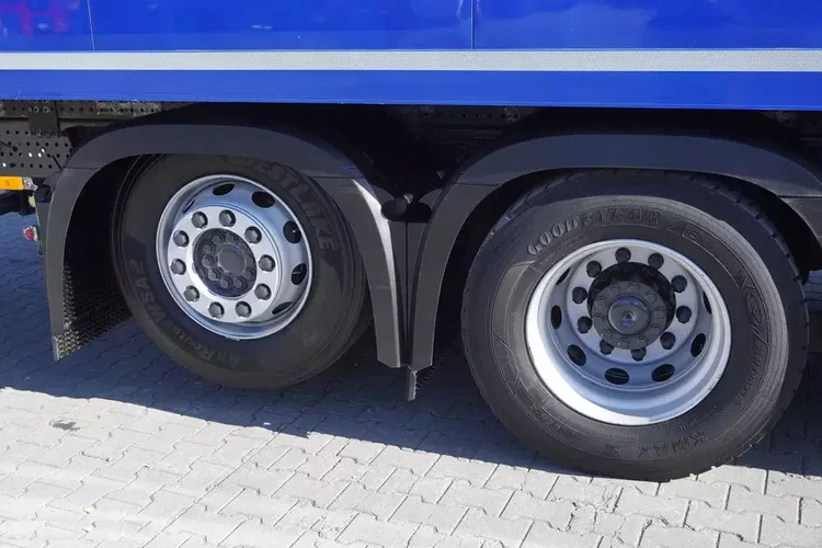 Mercedes Actros 2548 MP5 6x2 / Chłodnia Schmitz 19 EPAL / 2023 zdjęcie 13