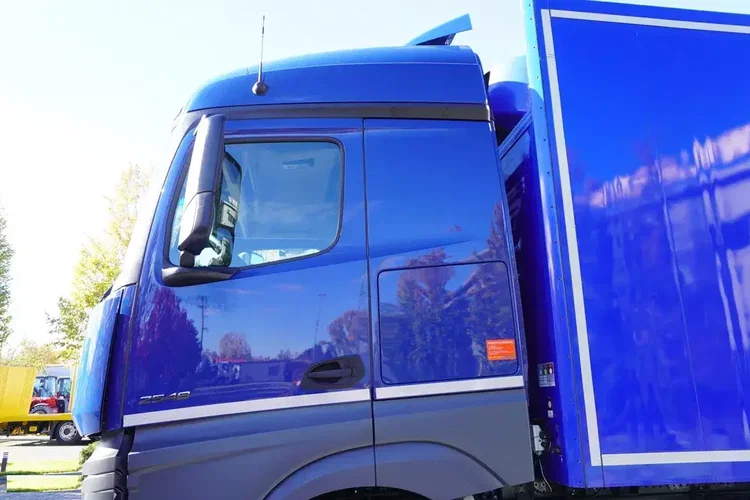 Mercedes Actros 2548 MP5 6x2 / Chłodnia Schmitz 19 EPAL / 2023 zdjęcie 17