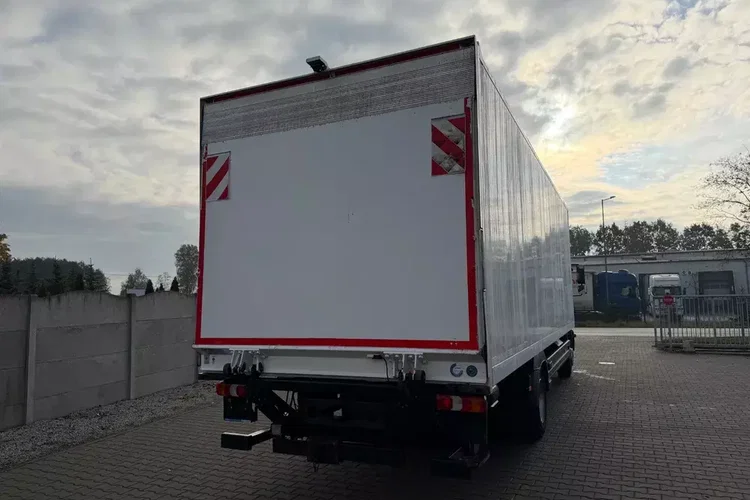 Mercedes ATEGO 1318 IZOTERMA 20 PALET zdjęcie 7