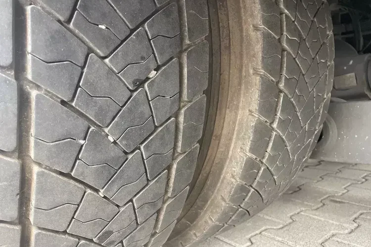 Mercedes ATEGO 1624/ KABINA SYPIALNA zdjęcie 15