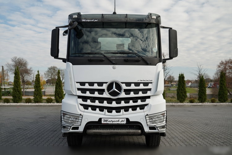 Mercedes -BENZ AROCS 3243 / 8x4 / WYWROTKA DWUSTRONNA / HYDROBURTA / BORDMATIC / HYDROKLAPA / OPONY 100% / 2016 /  zdjęcie 17