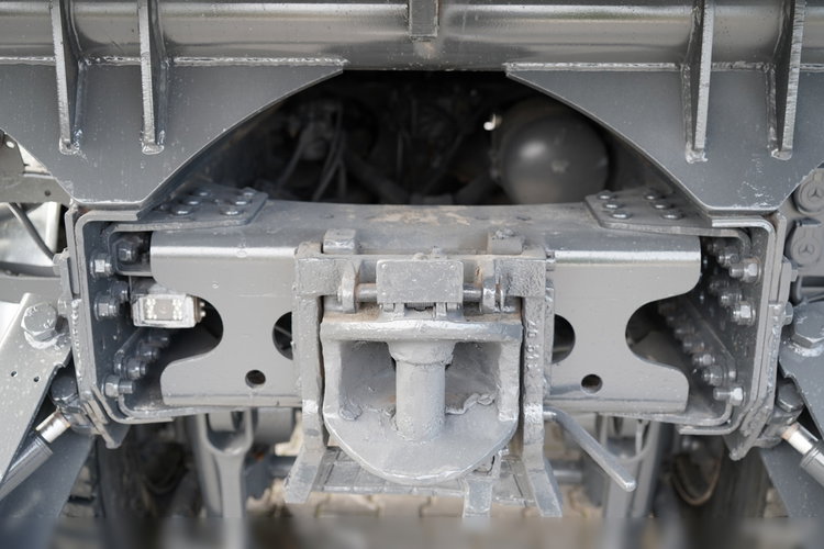 Mercedes -BENZ AROCS 3243 / 8x4 / WYWROTKA DWUSTRONNA / HYDROBURTA / BORDMATIC / HYDROKLAPA / OPONY 100% / 2016 /  zdjęcie 24