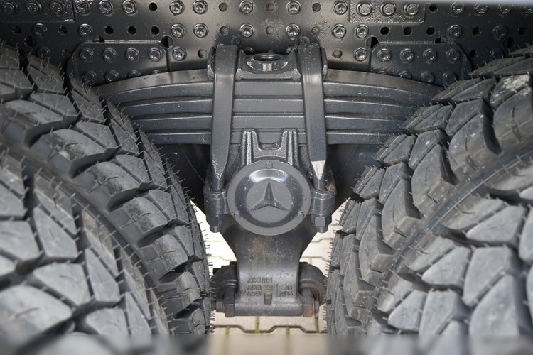 Mercedes -BENZ AROCS 3243 / 8x4 / WYWROTKA DWUSTRONNA / HYDROBURTA / BORDMATIC / HYDROKLAPA / OPONY 100% / 2016 /  zdjęcie 31