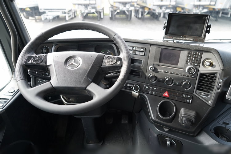 Mercedes -BENZ AROCS 3243 / 8x4 / WYWROTKA DWUSTRONNA / HYDROBURTA / BORDMATIC / HYDROKLAPA / OPONY 100% / 2016 /  zdjęcie 39