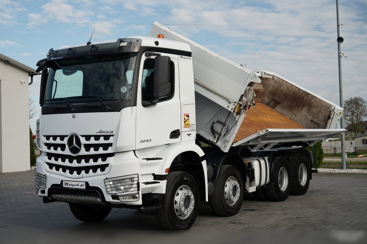 Mercedes -BENZ AROCS 3243 / 8x4 / WYWROTKA DWUSTRONNA / HYDROBURTA / BORDMATIC / HYDROKLAPA / OPONY 100% / 2016 /  zdjęcie 7