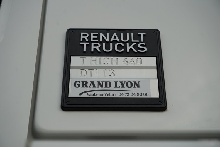 Renault T 440 / 6X2 / SOLÓWKA / FIRANKA 9.5 M / KLIMA POSTOJOWA / WINDA / ALUFELGI / OŚ PODNOSZONA zdjęcie 34