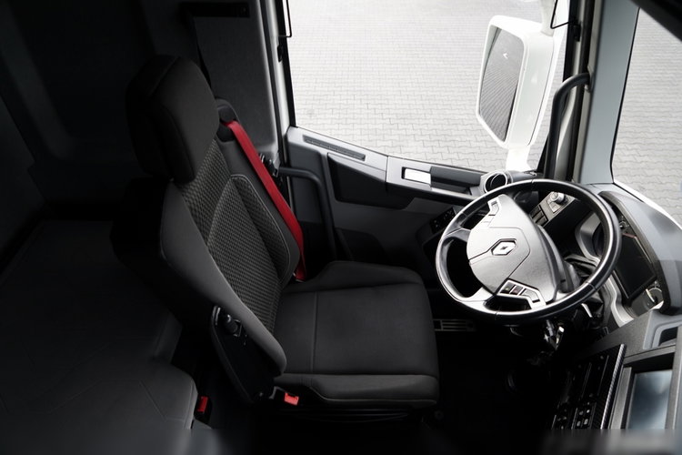 Renault T 440 / 6X2 / SOLÓWKA / FIRANKA 9.5 M / KLIMA POSTOJOWA / WINDA / ALUFELGI / OŚ PODNOSZONA zdjęcie 40