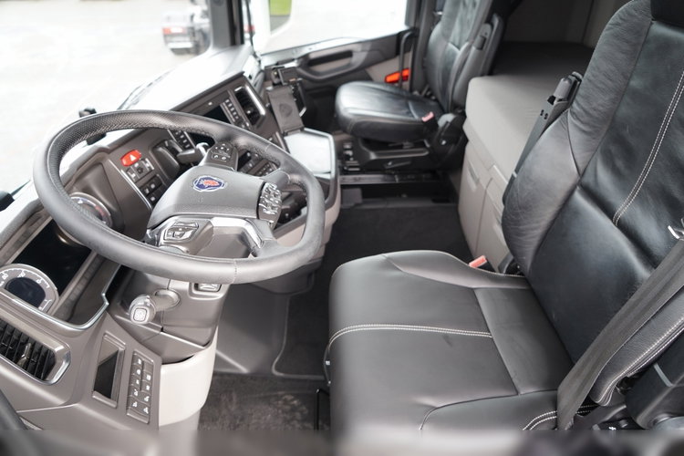 Scania S 500 / RETARDER / KLIMA POSTOJOWA / CAŁA NA PODUSZKACH / SKÓRY / zdjęcie 24