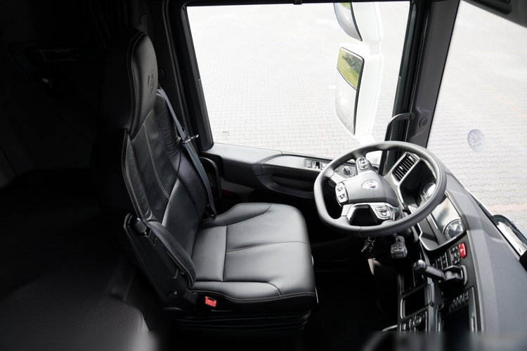 Scania S 500 / RETARDER / KLIMA POSTOJOWA / CAŁA NA PODUSZKACH / SKÓRY / zdjęcie 27